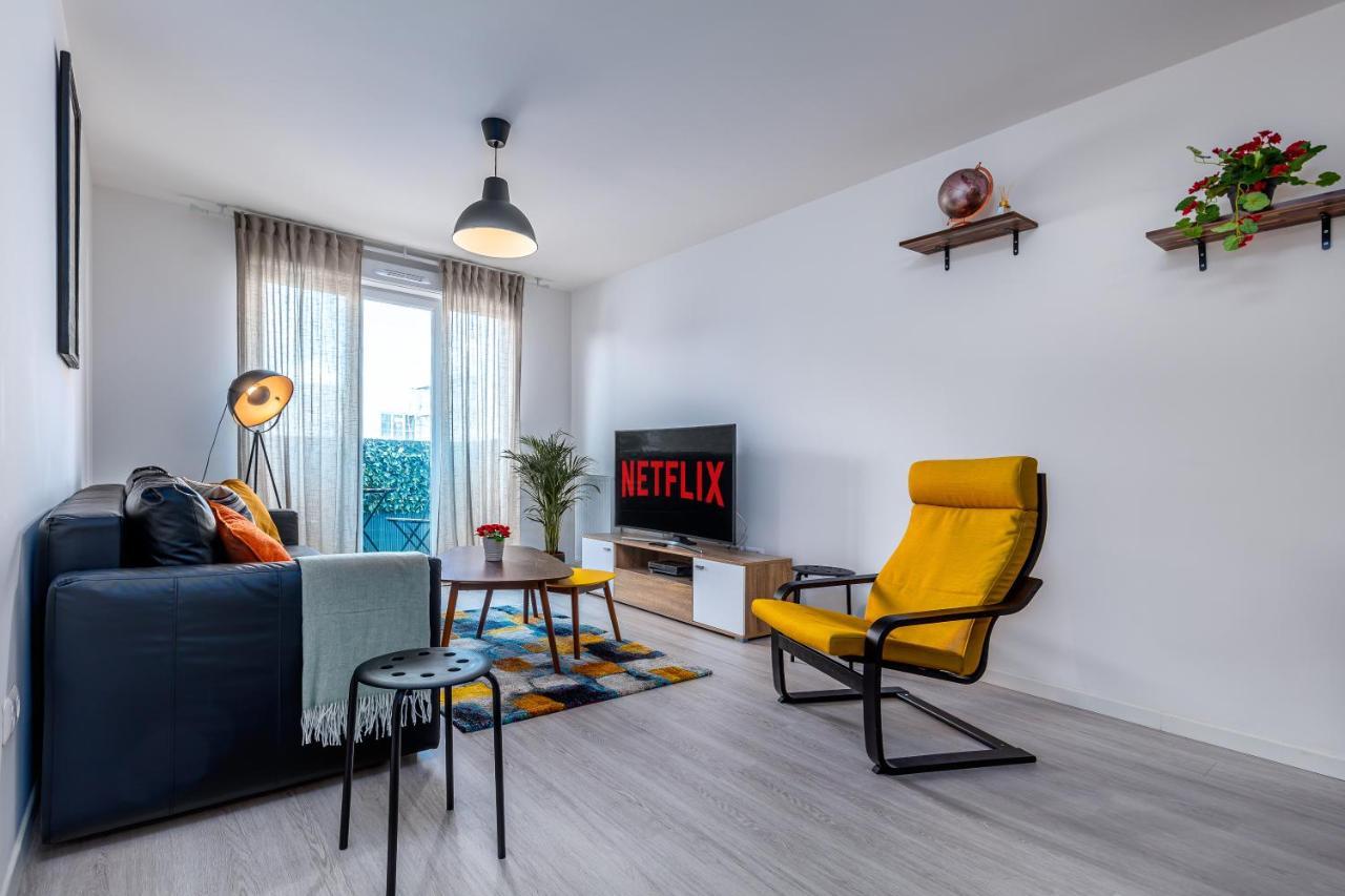 Appartement Lumineux De Standing Drancy Esterno foto